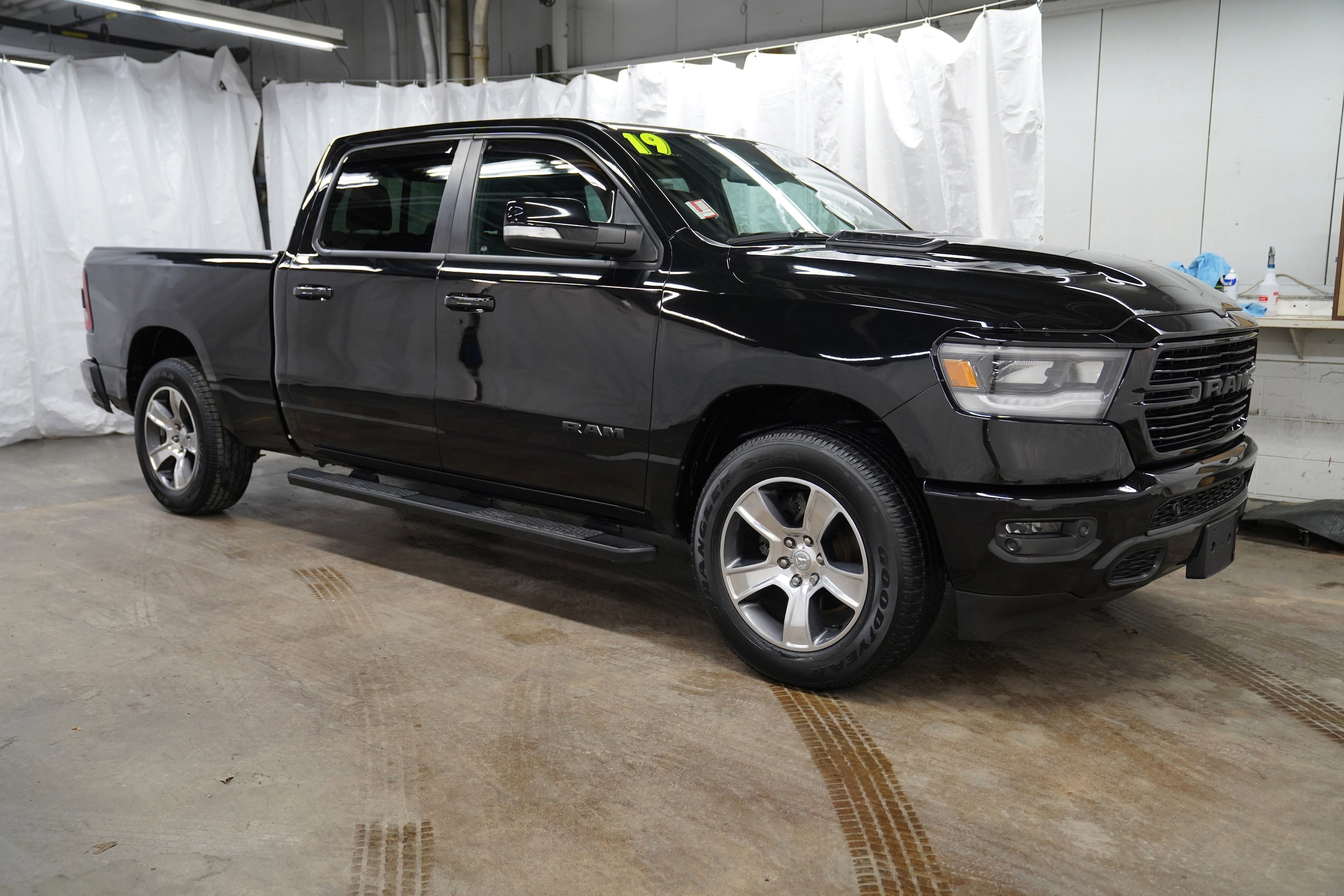 2019 RAM Ram 1500 Sport's photo