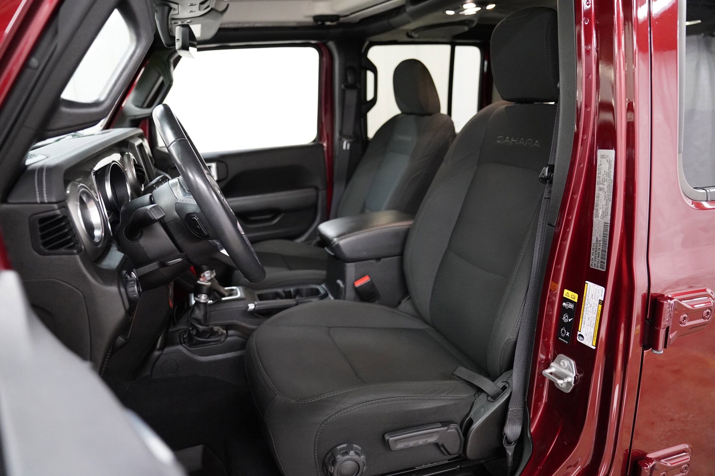 2022 Jeep Wrangler Unlimited Sahara photo 4