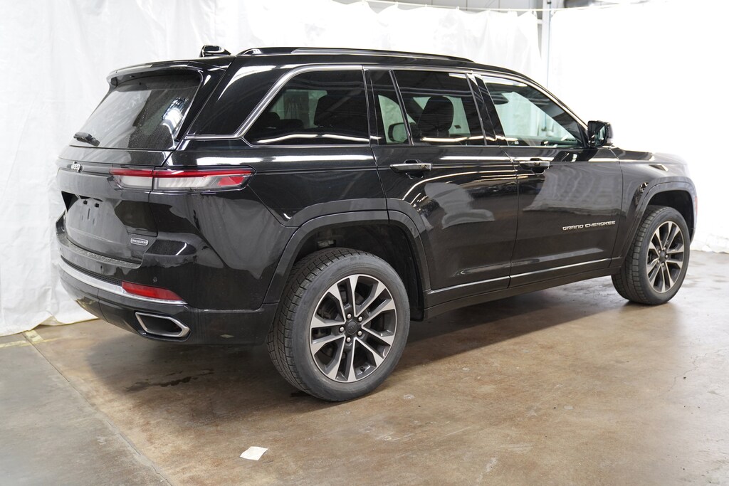 Used 2022 Jeep Grand Cherokee Overland SUV