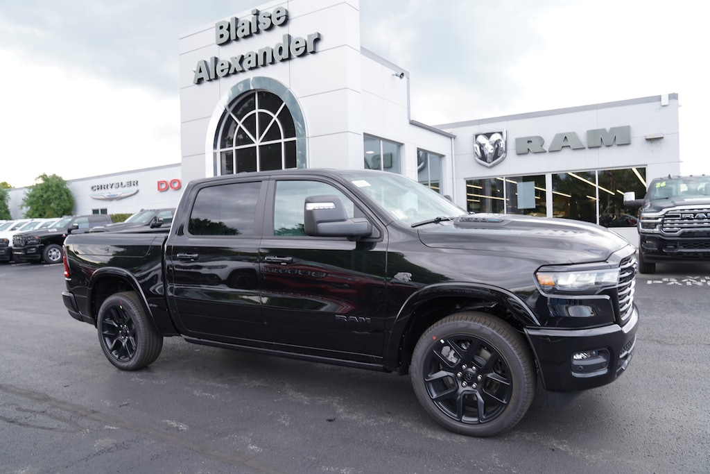 New 2027 Ram 1500 LARAMIE CREW CAB 4X4 5'7 BOX Pickup