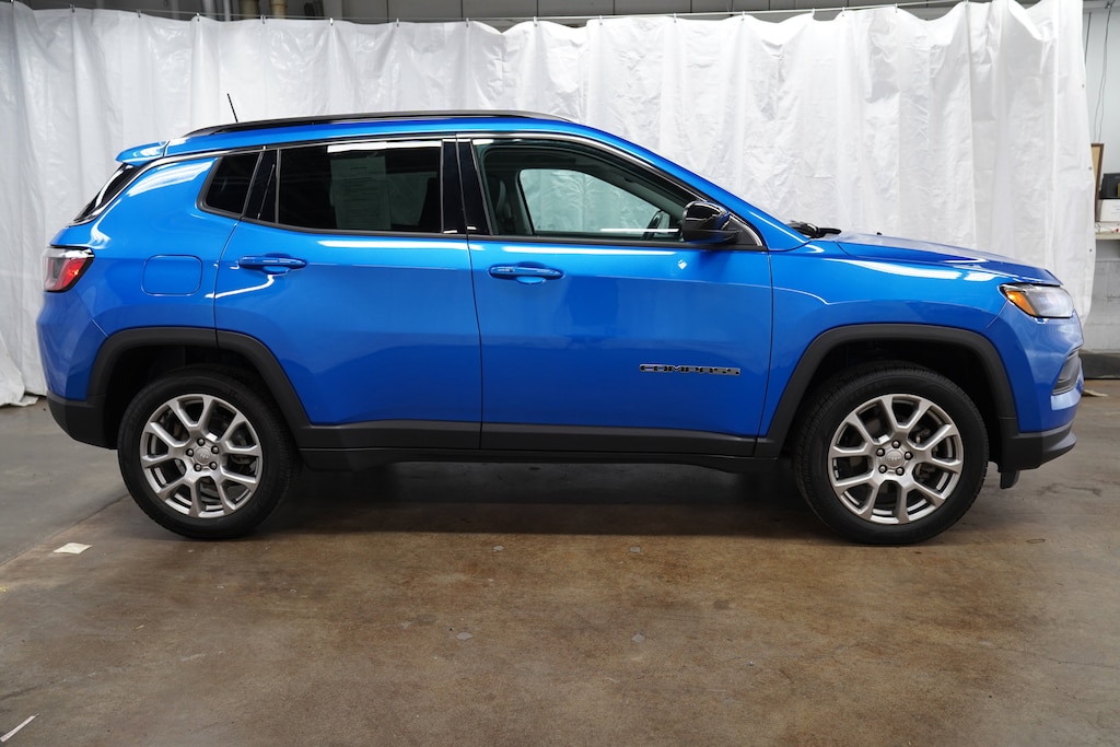 Used 2022 Jeep Compass Latitude Lux SUV