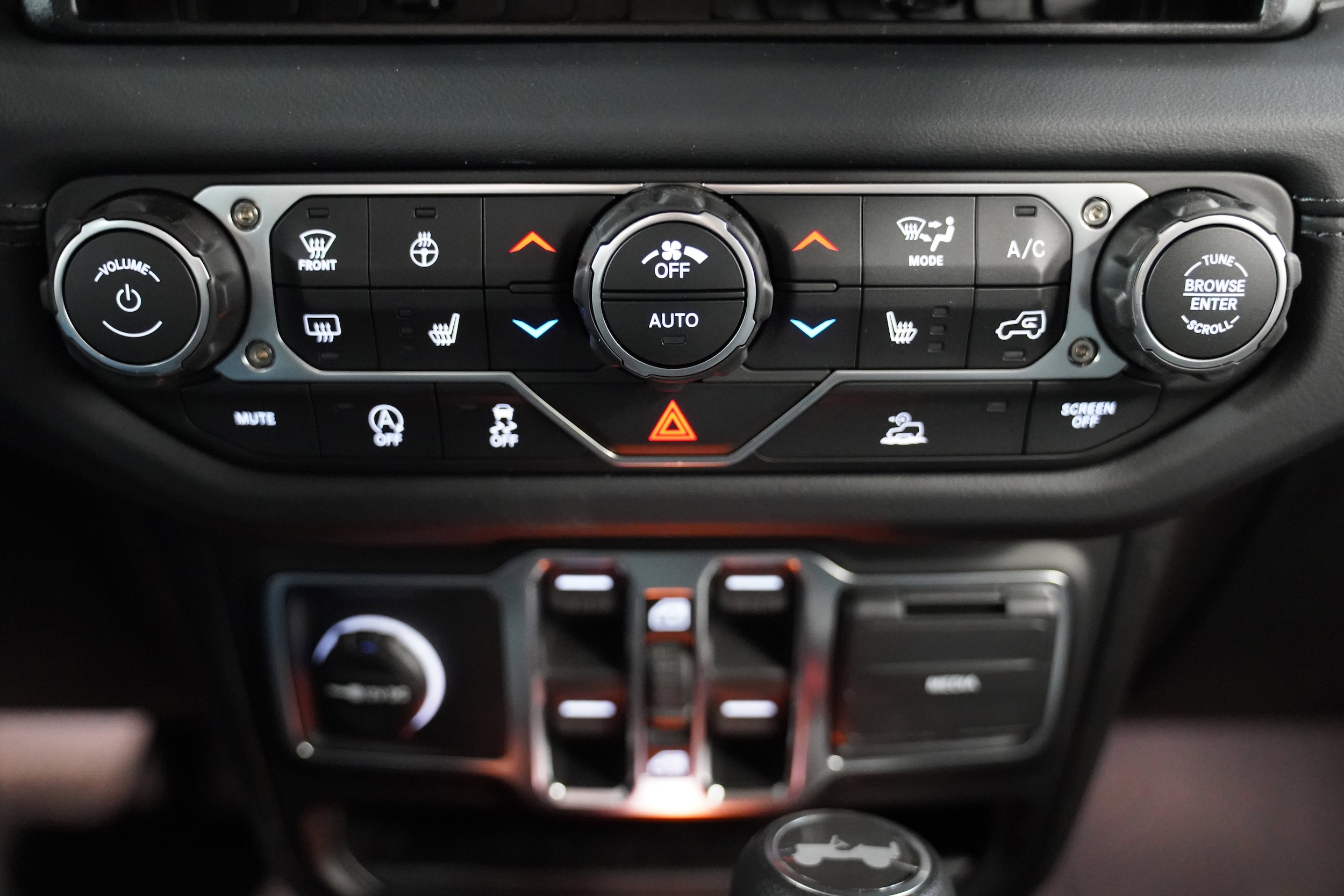 2026 Jeep Wrangler 4-Door Sahara - Photo 27