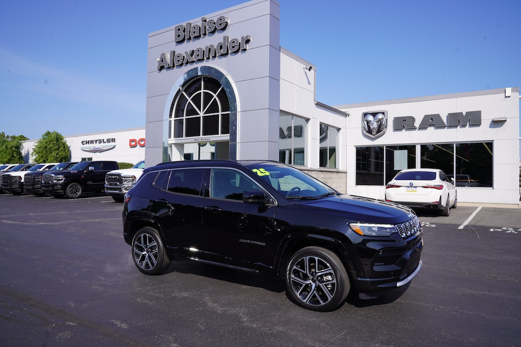 Used 2025 Jeep Compass Limited SUV