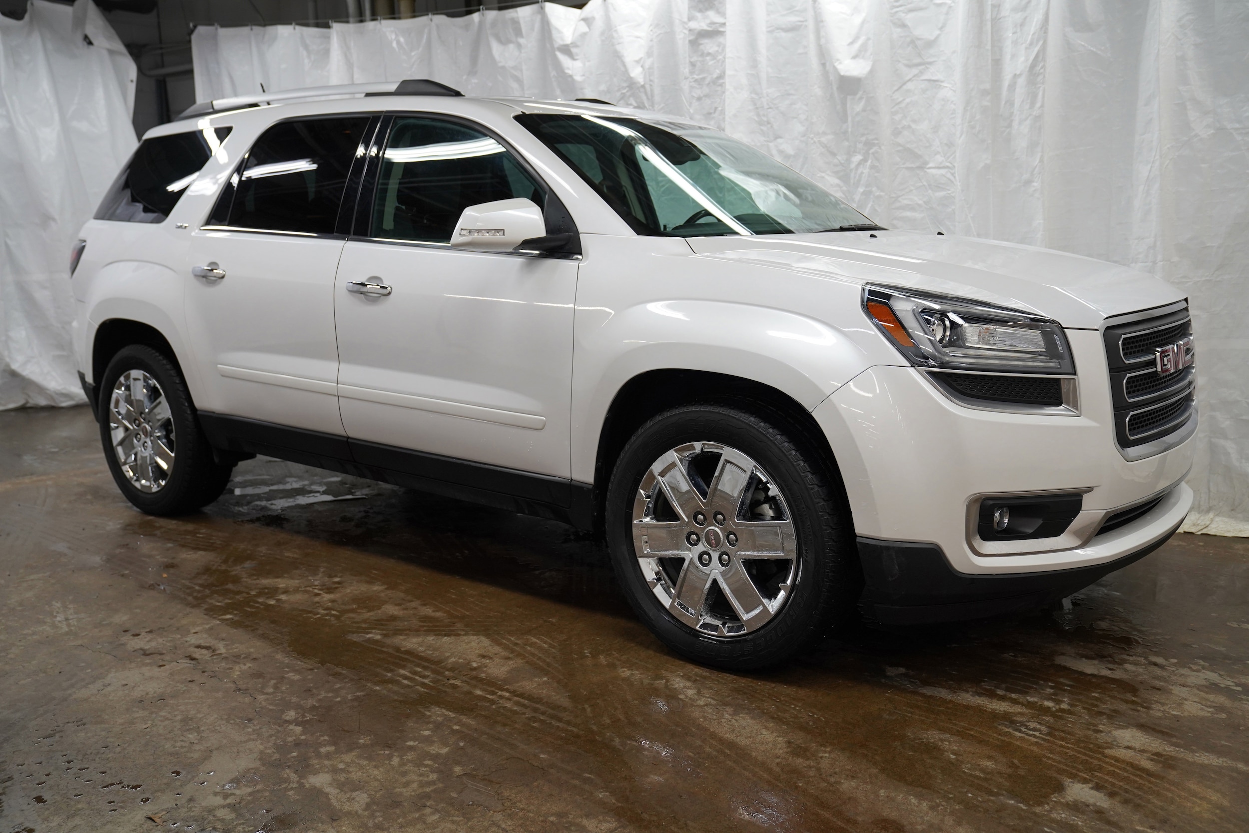 2017 GMC Acadia Limited Base's photo