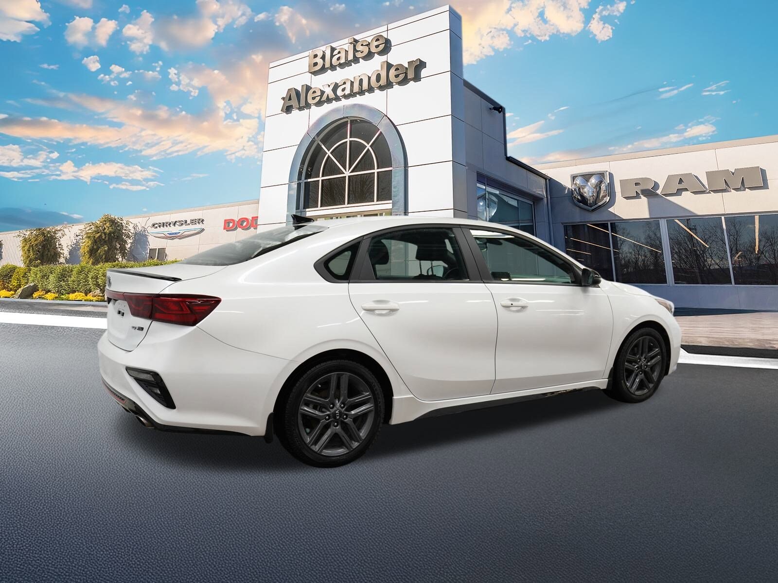 2021 Kia Forte GT-Line photo 3