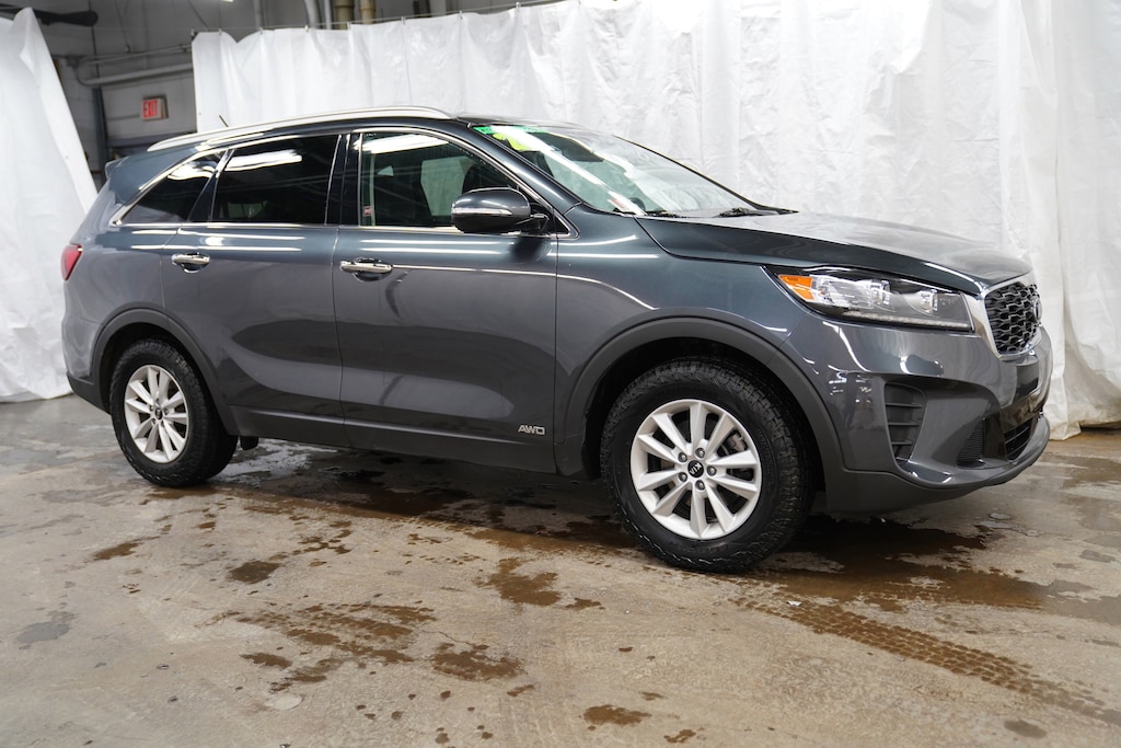 Used 2020 Kia Sorento LX SUV