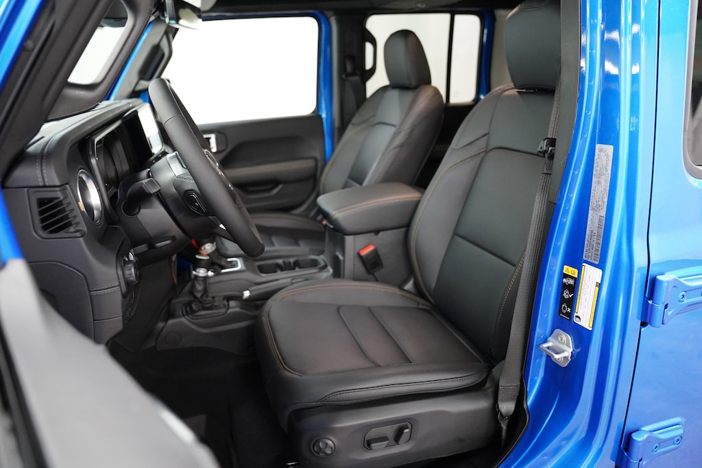 New 2026 Jeep Wrangler 4-DOOR SAHARA Sport Utility