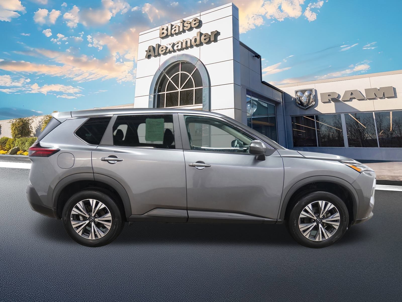 Used 2023 Nissan Rogue SV with VIN 5N1BT3BB2PC901987 for sale in Lewisburg, PA
