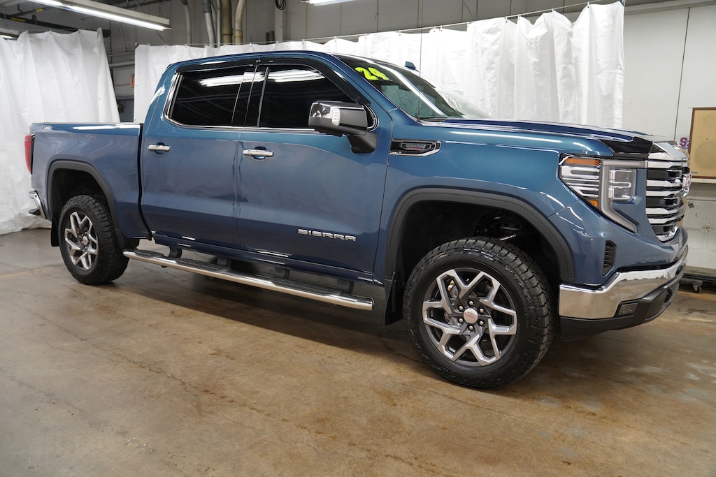 Used 2024 GMC Sierra 1500 SLT Truck Crew Cab