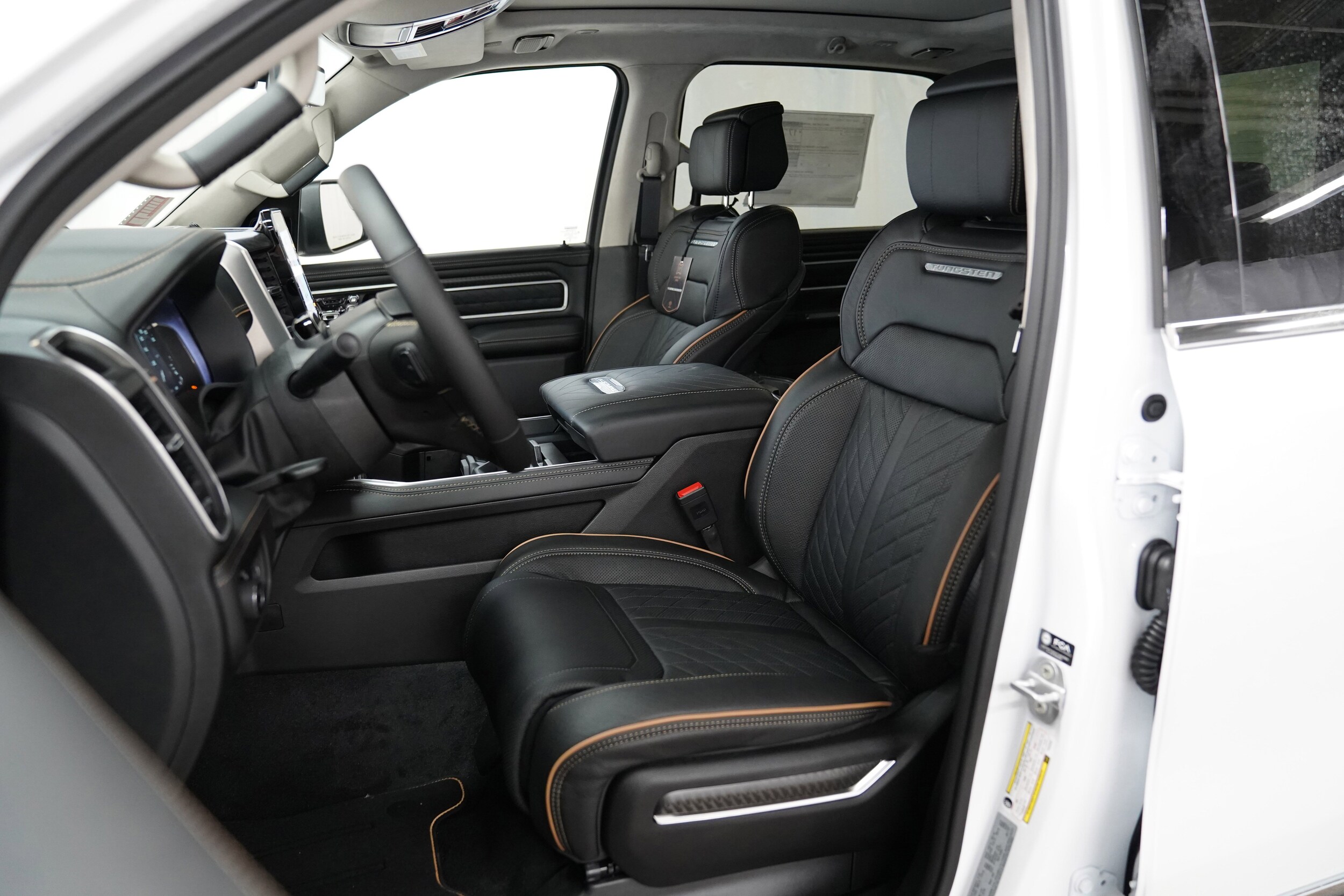 2026 Ram 1500 photo 3