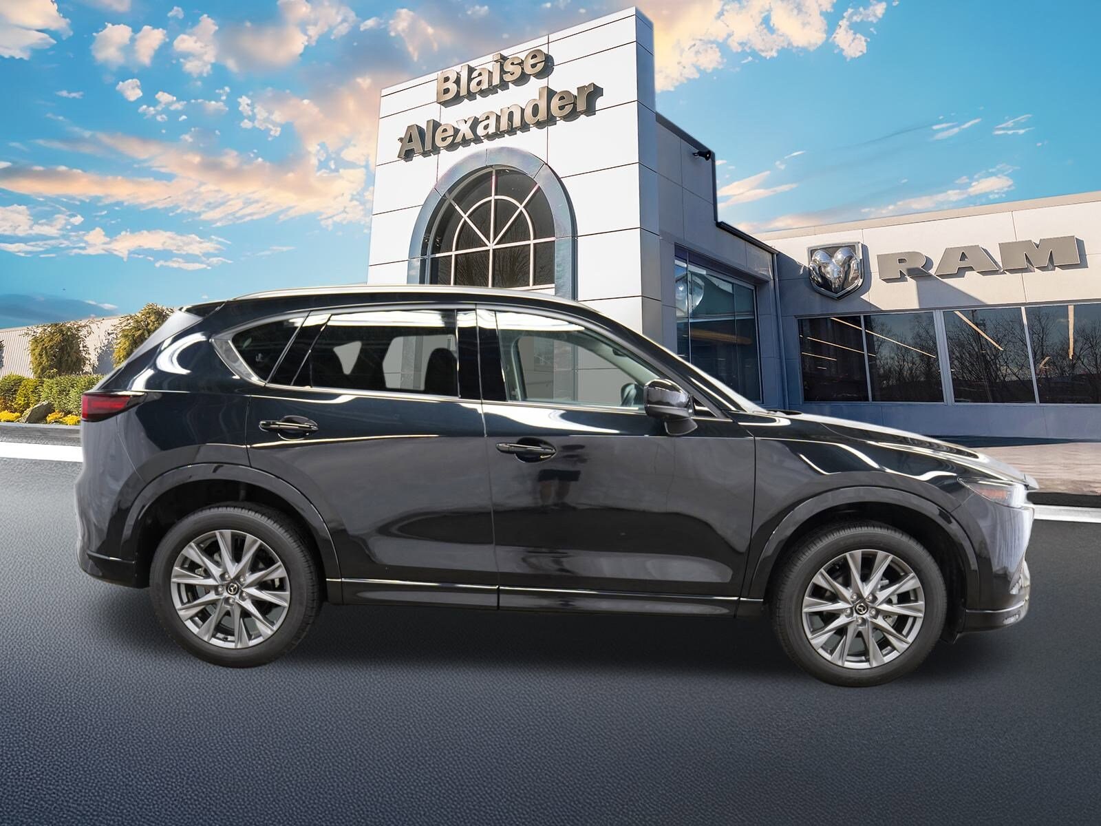 2025 Mazda CX-5 2.5 Premium Plus photo 2