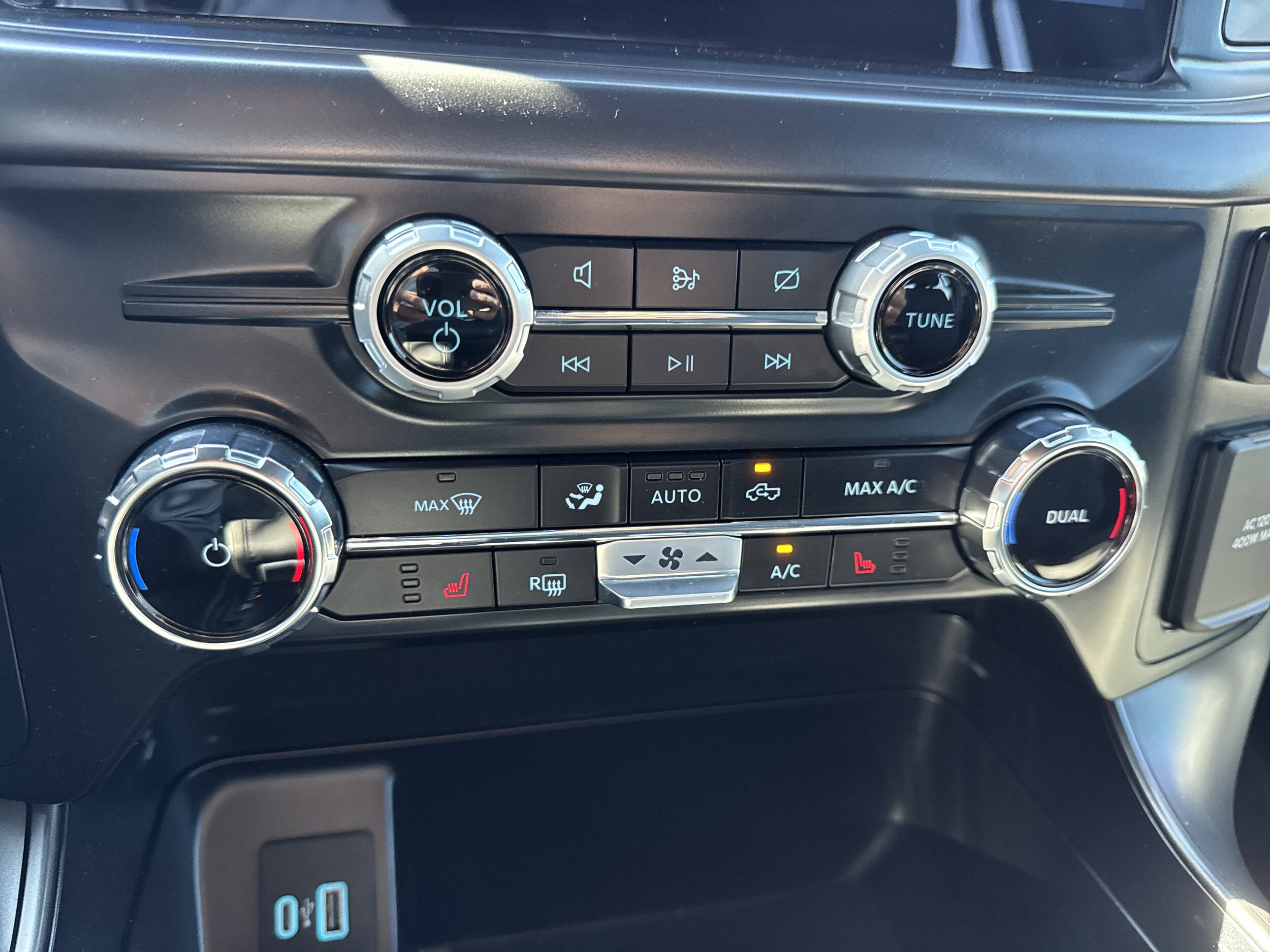 2024 Ford F-150 XLT photo 4