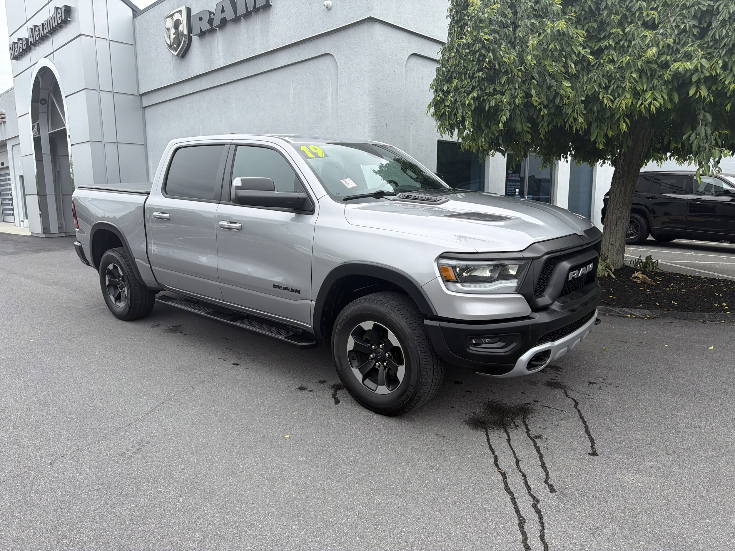 2019 RAM 1500 Rebel 4x4 Crew Cab 5'7's photo