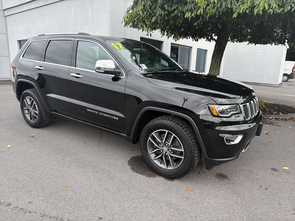 Used 2017 Jeep Grand Cherokee Limited 4x4 SUV