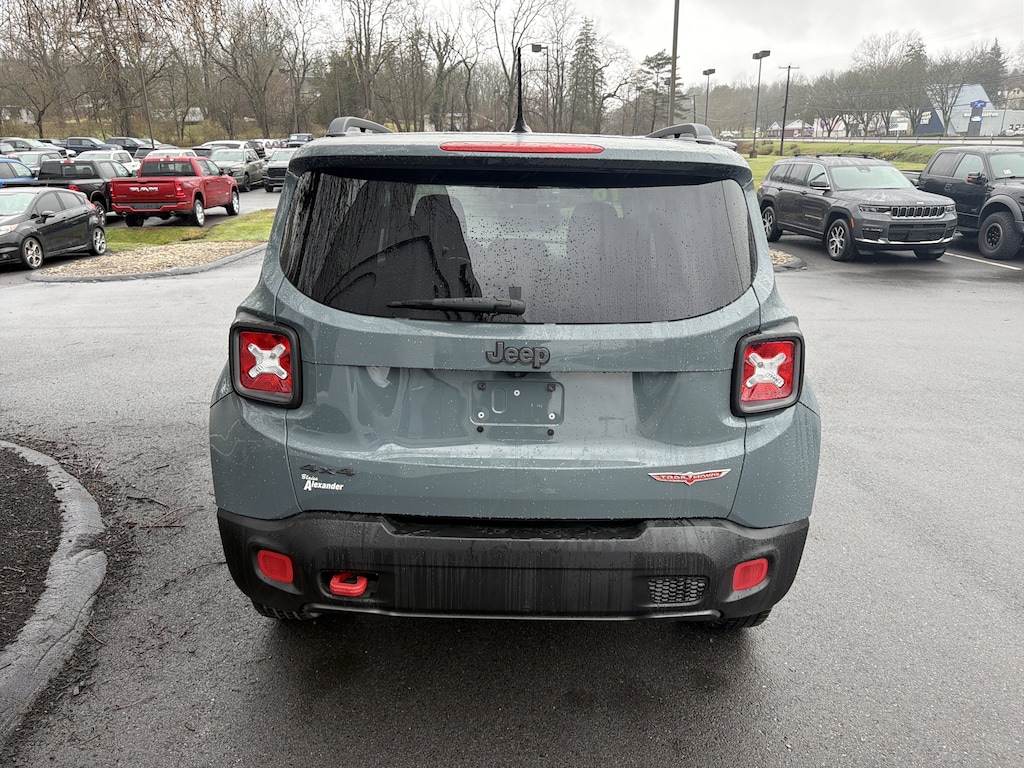Used 2016 Jeep Renegade Trailhawk 4x4 SUV