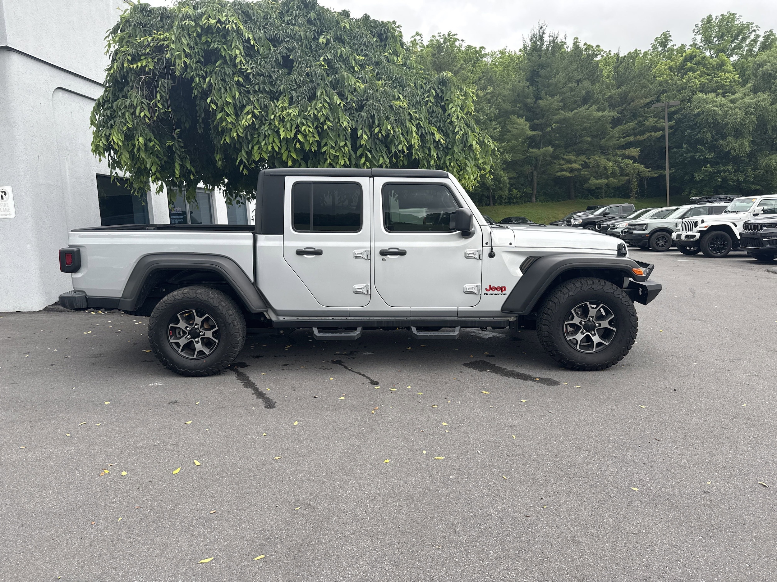 Used 2022 Jeep Gladiator Sport S with VIN 1C6HJTAG0NL139569 for sale in State College, PA