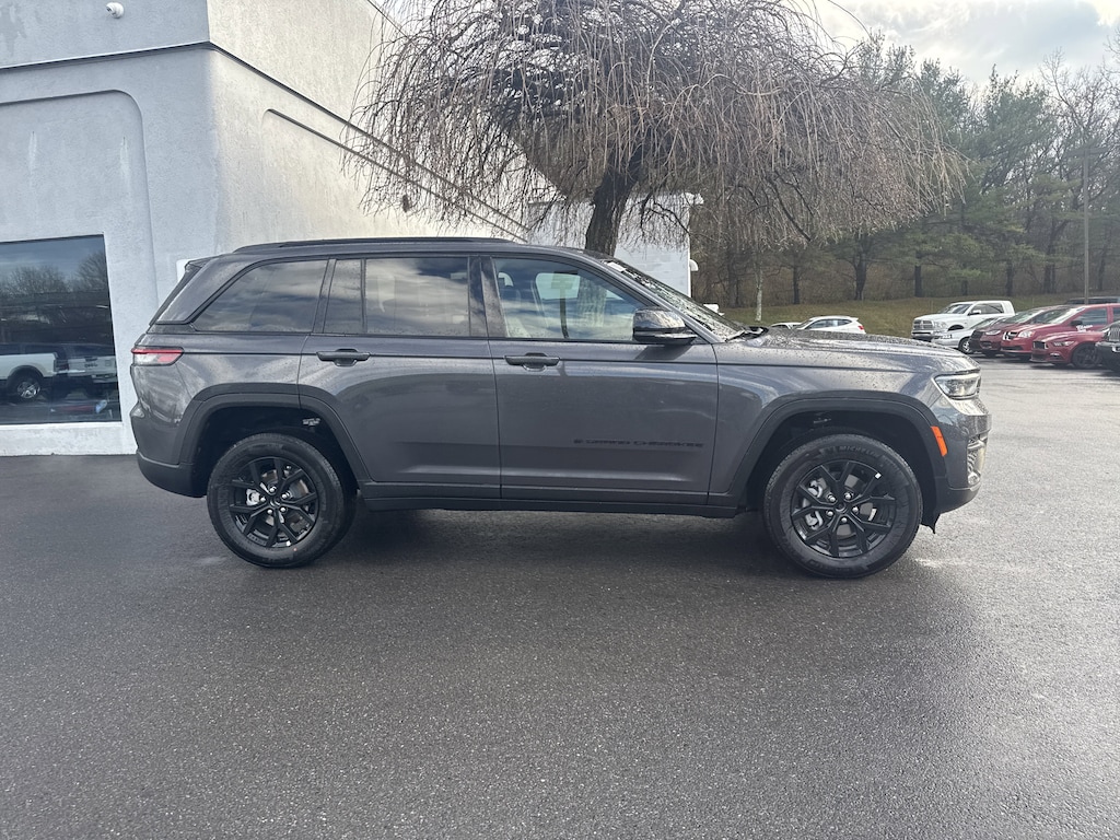 New 2025 Jeep Grand Cherokee ALTITUDE X 4X4 Sport Utility
