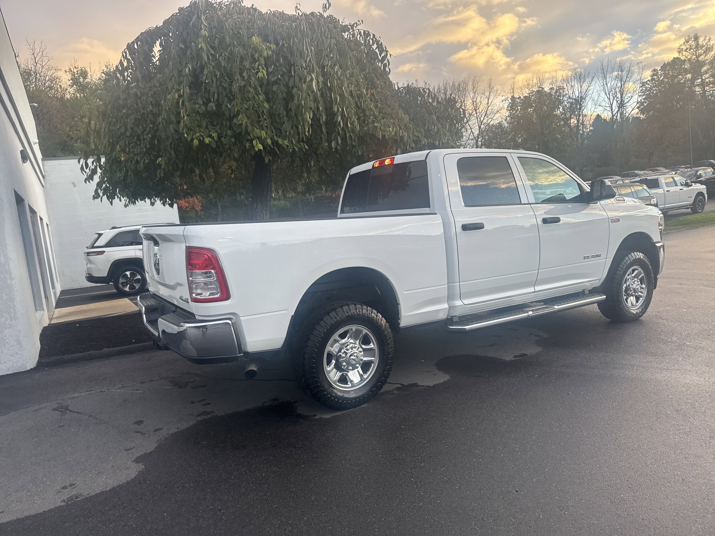 2022 Ram 2500 Tradesman photo 3