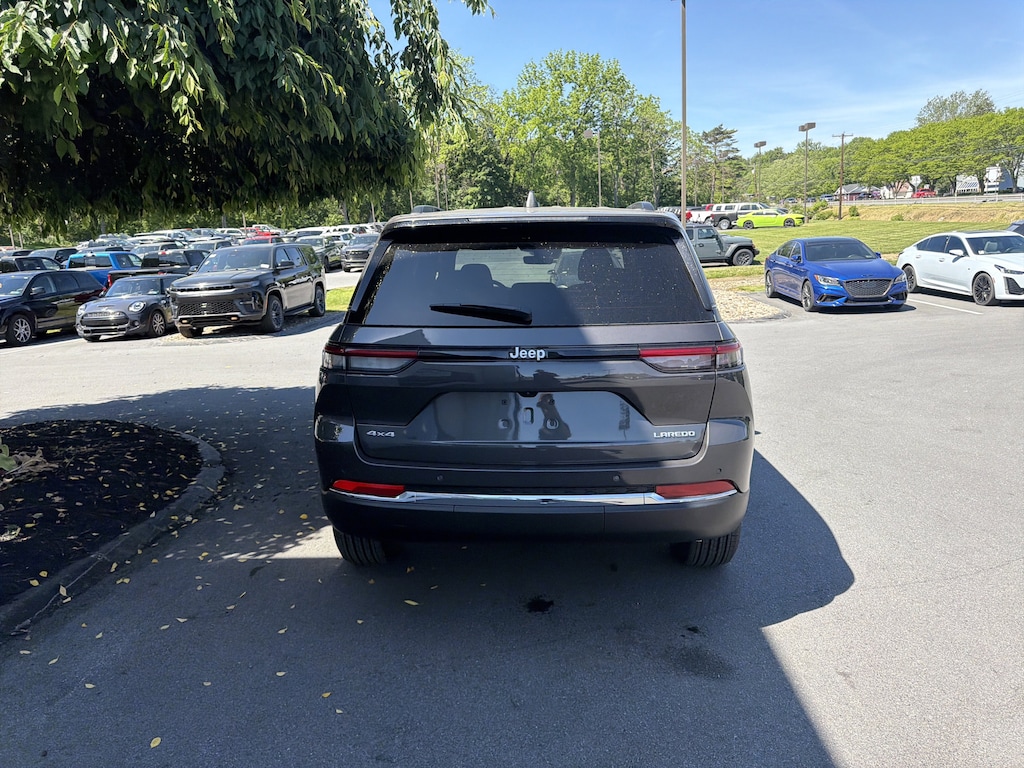 New 2026 Jeep Grand Cherokee LAREDO X 4X4 Sport Utility