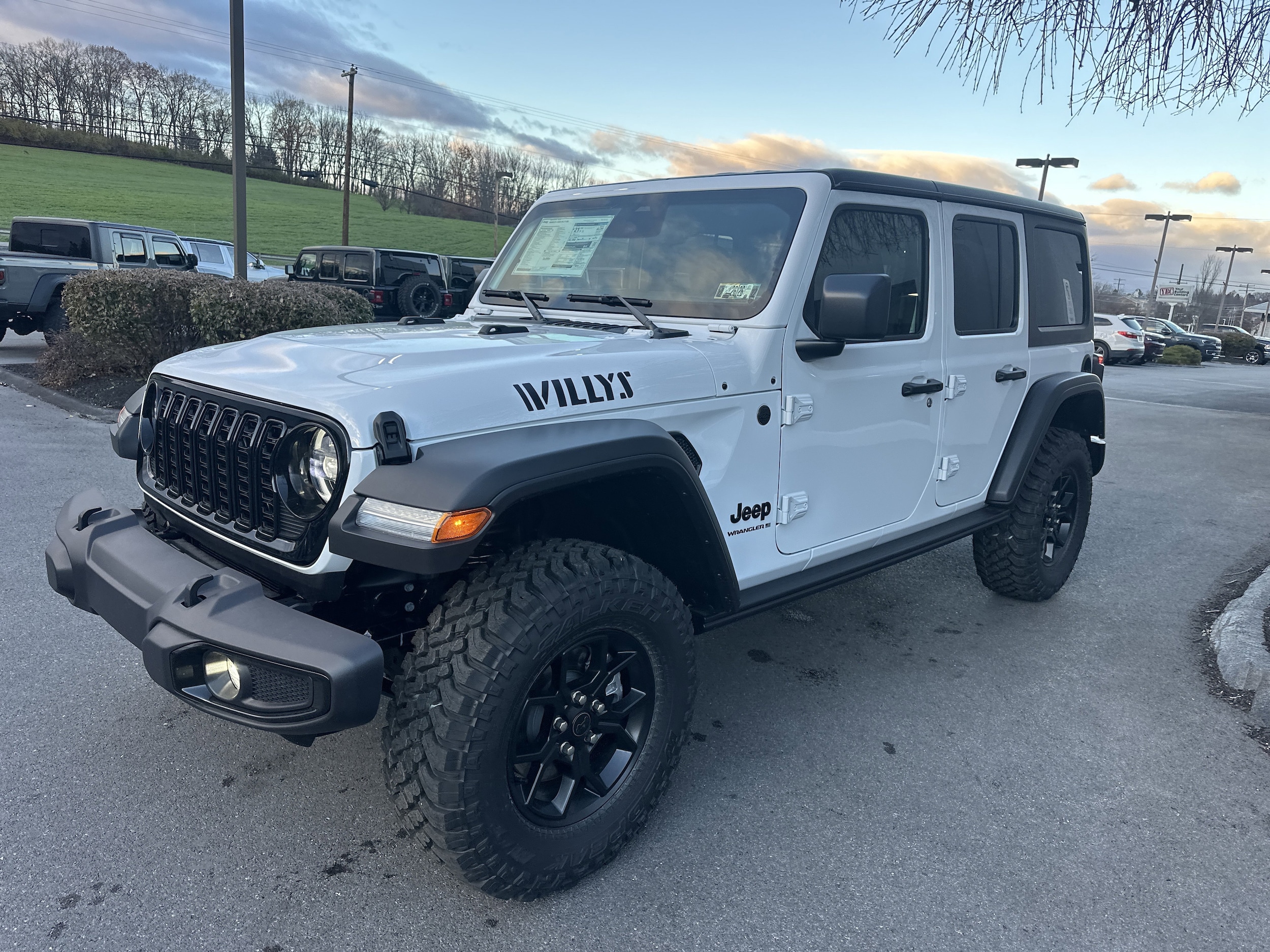 2026 Jeep Wrangler 4-Door Willys - Photo 8