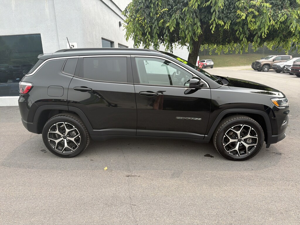 Used 2025 Jeep Compass Limited SUV