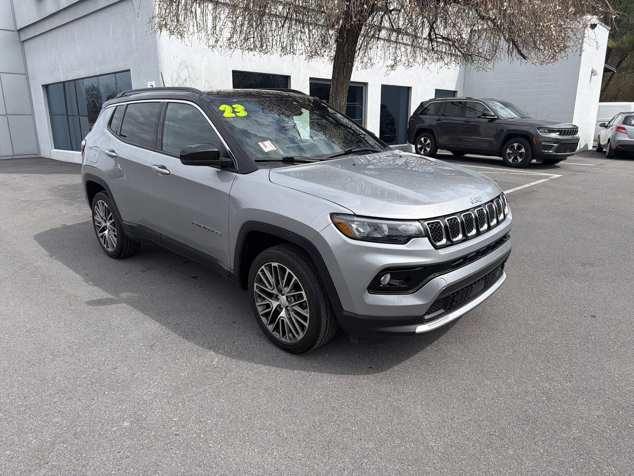 2023 Jeep Compass Limited 4X4's photo