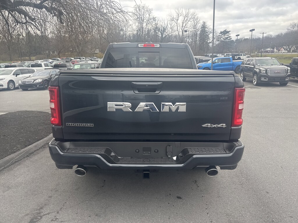 New 2026 Ram 1500 BIG HORN CREW CAB 4X4 5'7 BOX Pickup