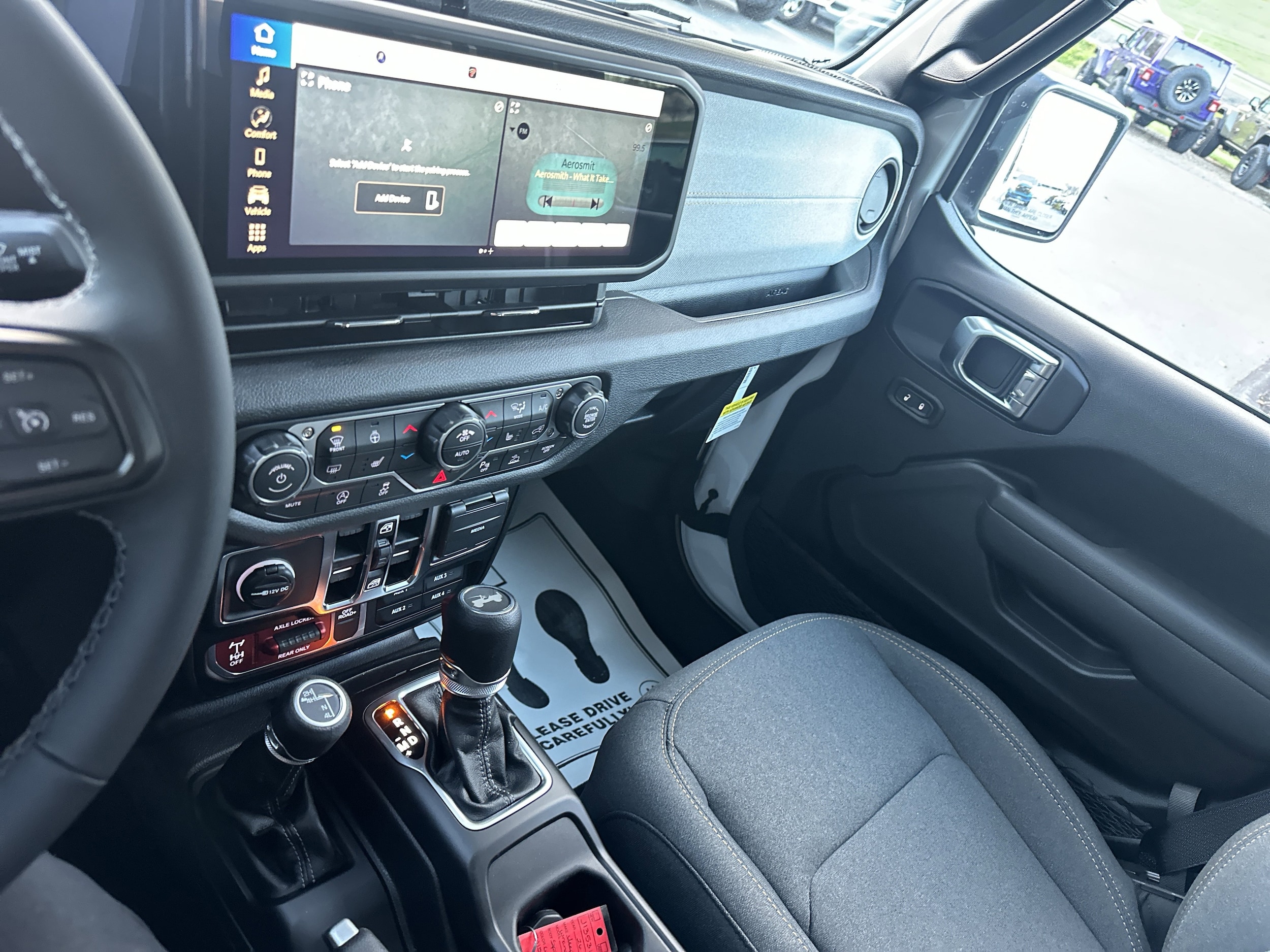 2026 Jeep Wrangler 4-Door Willys - Photo 22