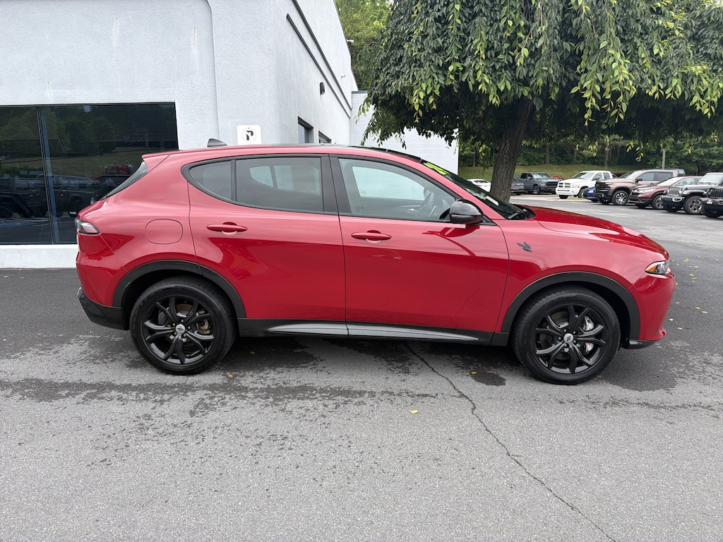 Used 2024 Dodge Hornet R/T Plus SUV