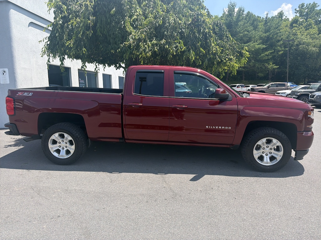 Used 2017 Chevrolet Silverado 1500 LT Truck Double Cab