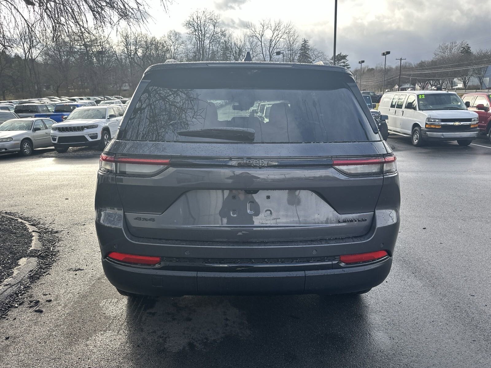 2025 Jeep Grand Cherokee Limited photo 4