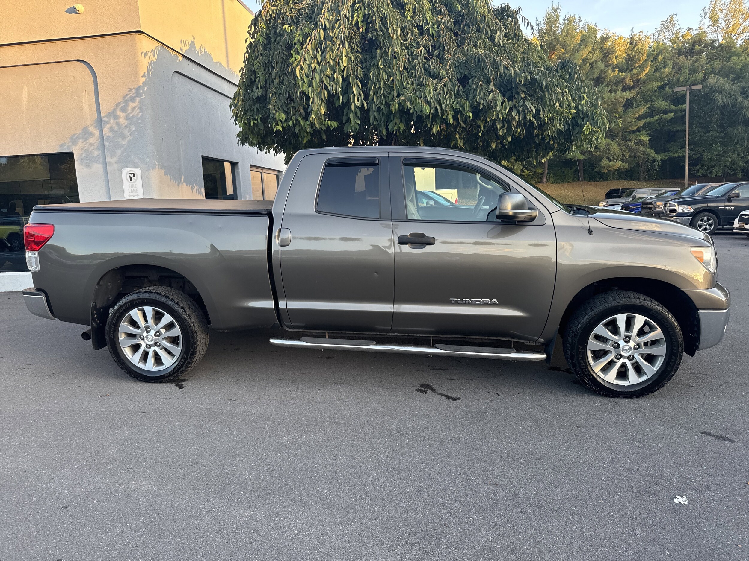 2013 Toyota Tundra Grade photo 2