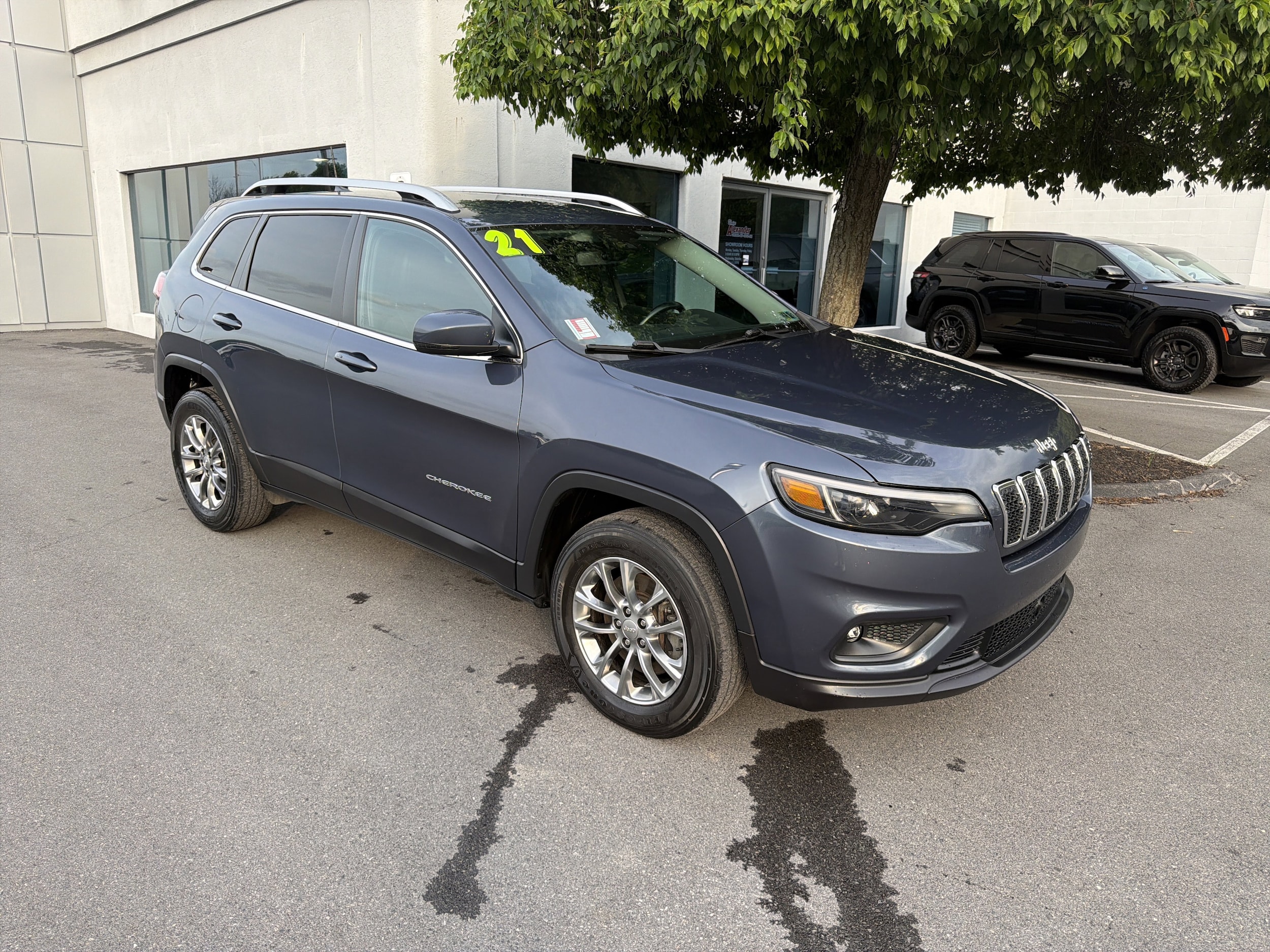 2021 Jeep Cherokee Latitude Lux 4X4's photo