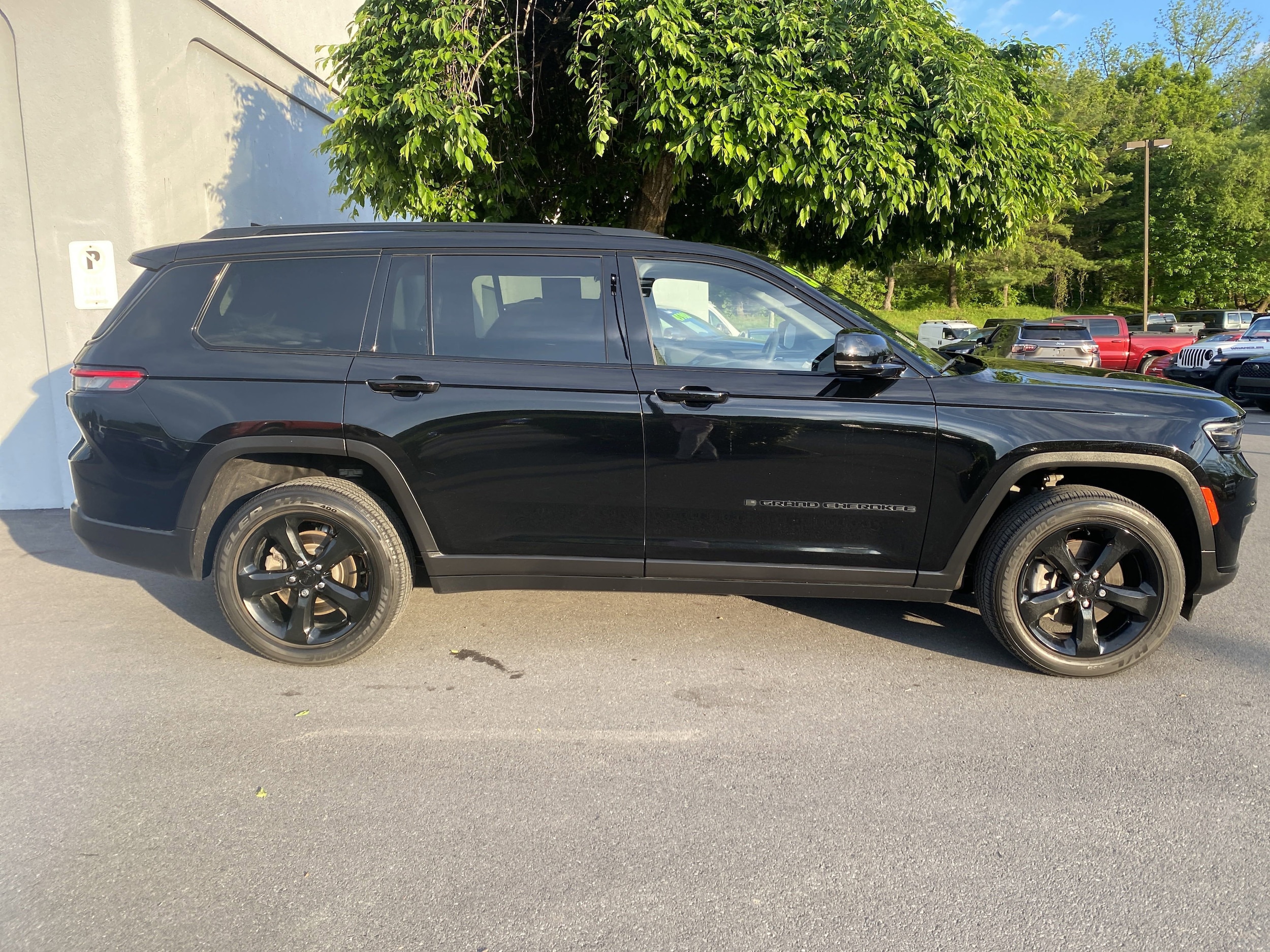 Used 2023 Jeep Grand Cherokee L Altitude with VIN 1C4RJKAG2P8801603 for sale in State College, PA