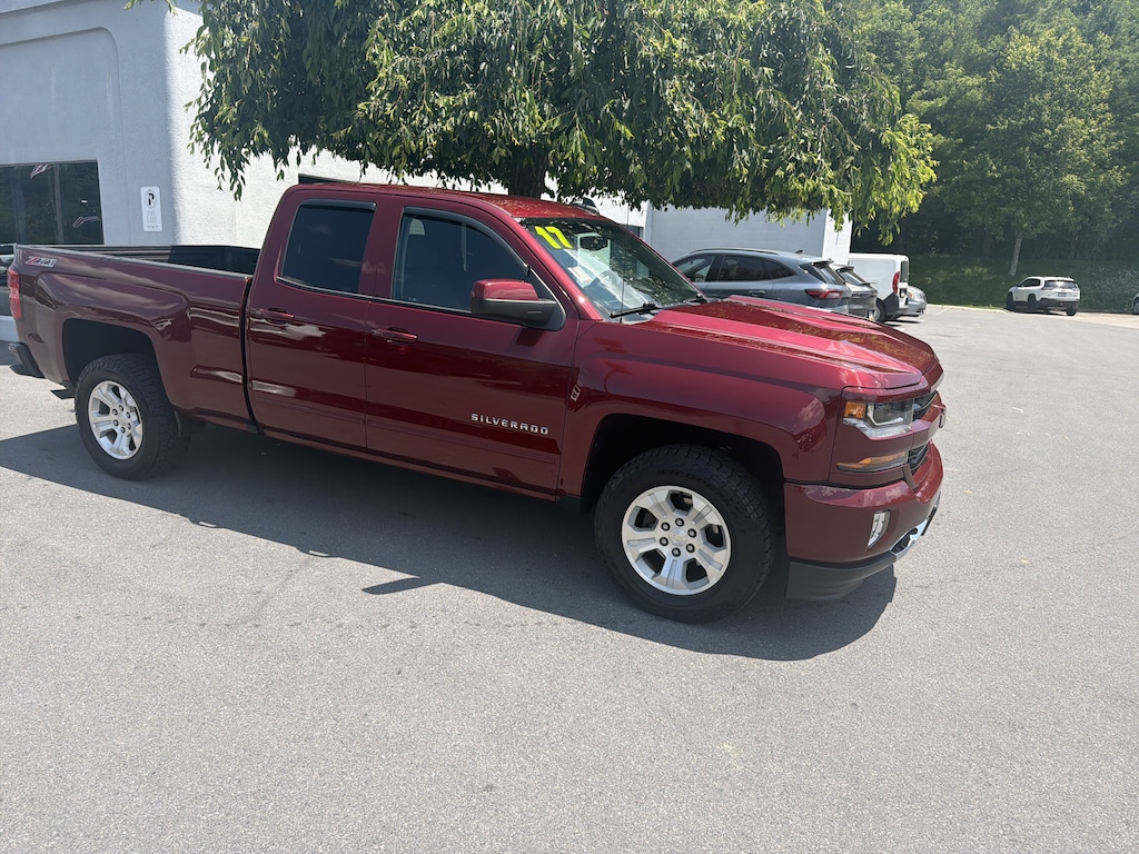 Used 2017 Chevrolet Silverado 1500 LT Truck Double Cab