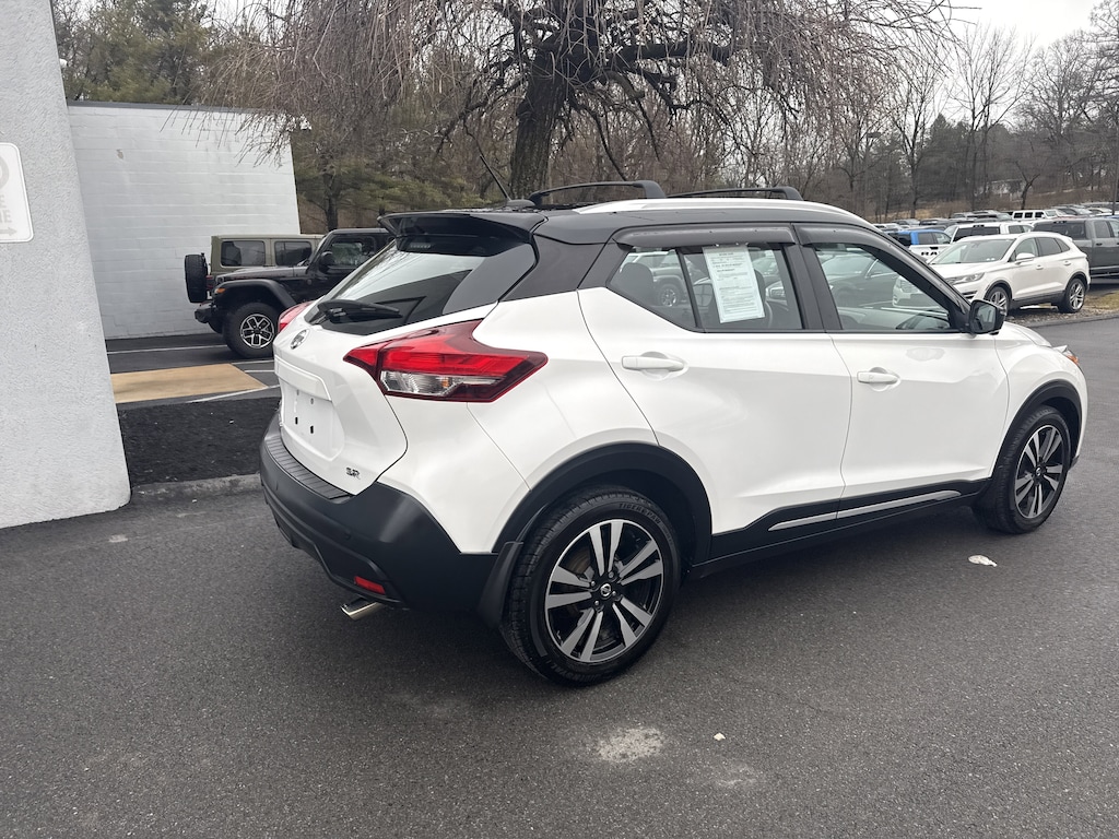 Used 2018 Nissan Kicks SR SUV