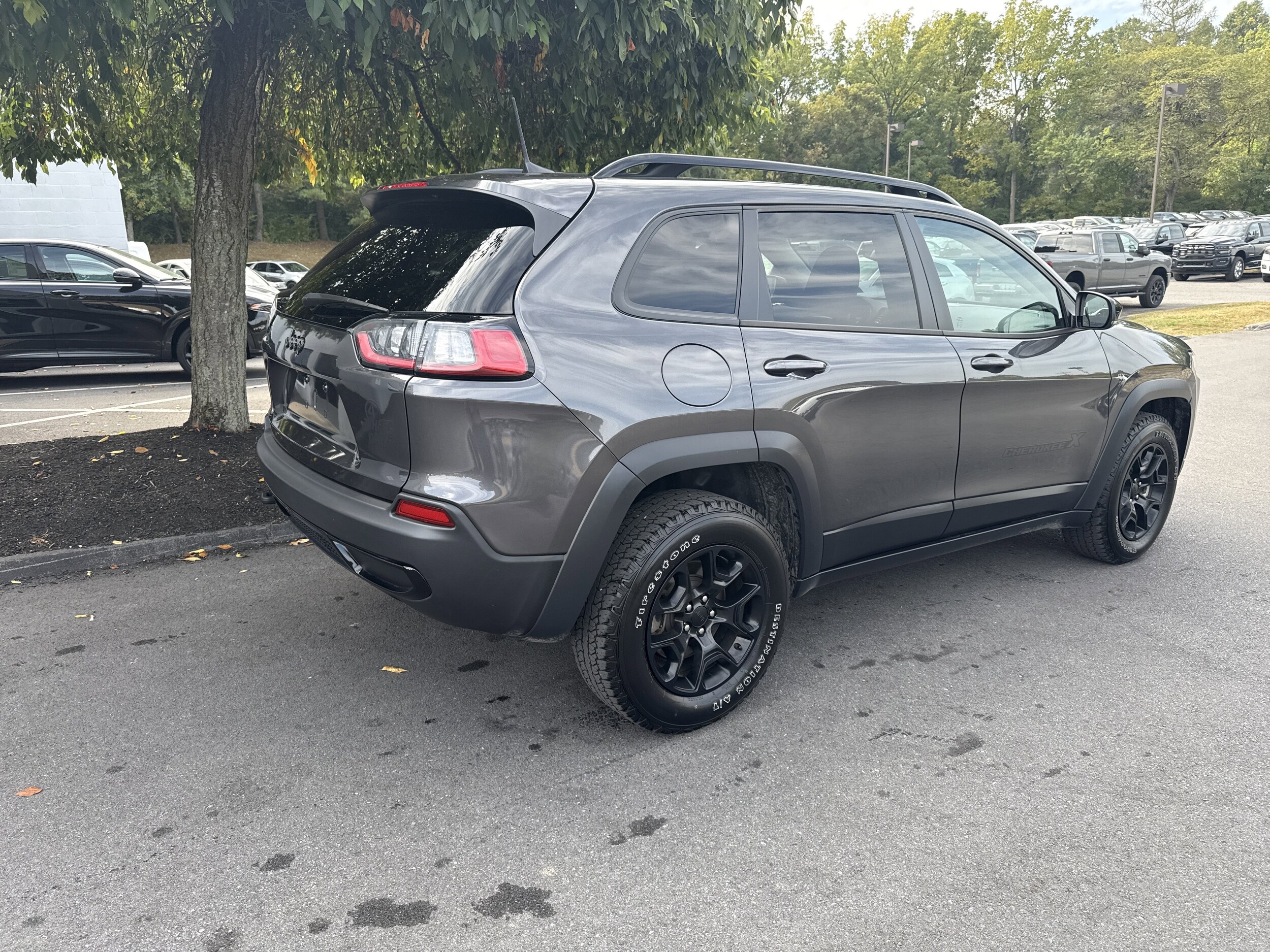 2022 Jeep Cherokee Latitude photo 3