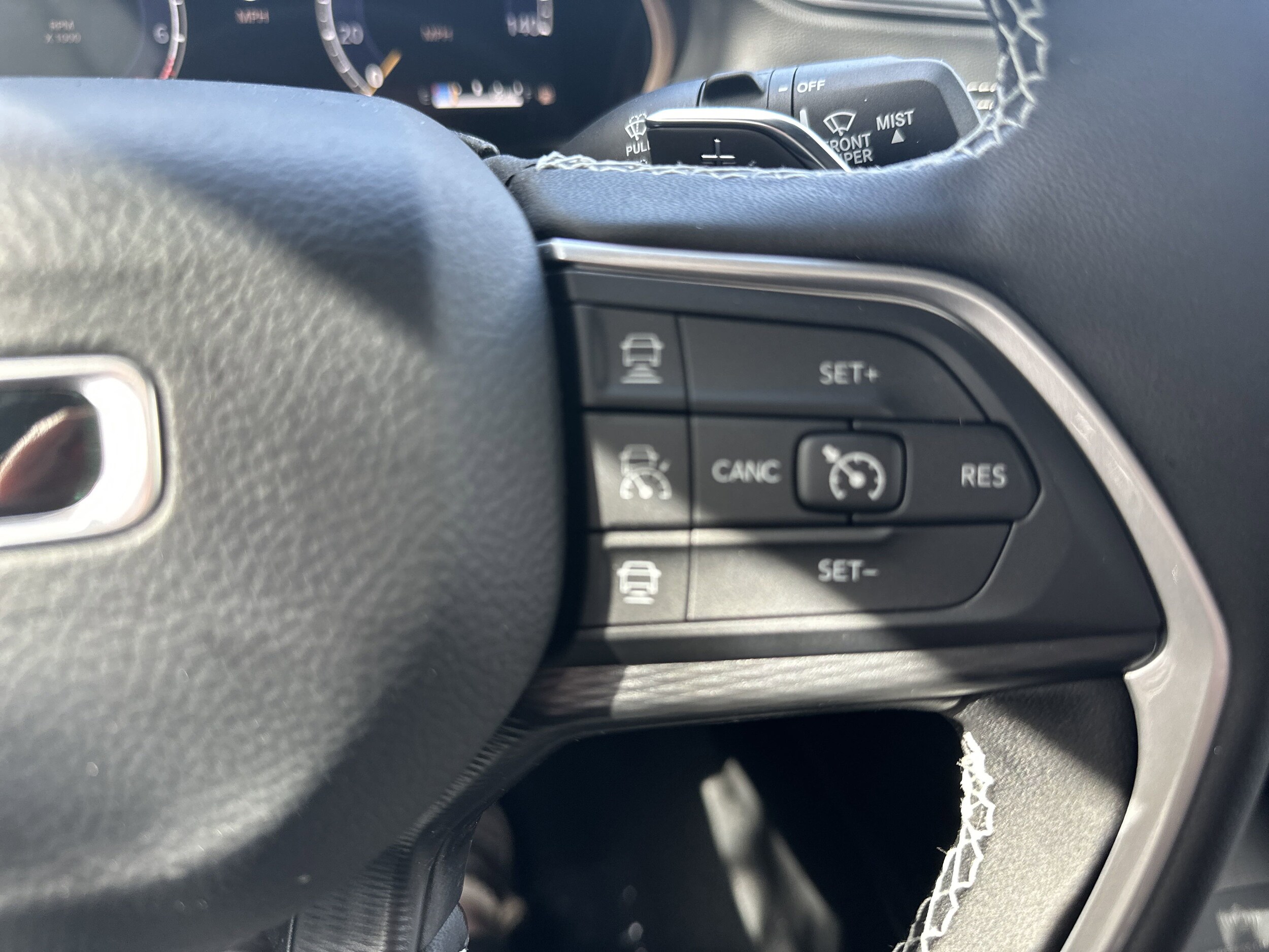2025 Jeep Grand Cherokee Laredo X photo 3