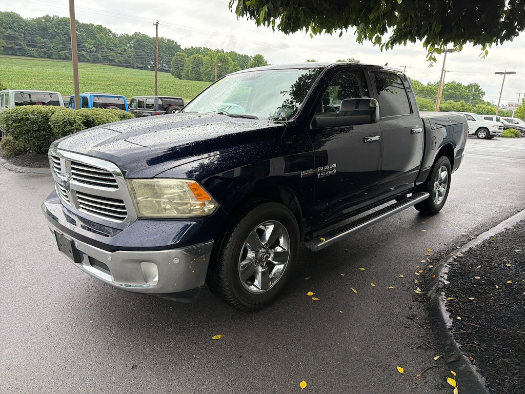 Used 2014 Ram 1500 SLT 5.7L V8 HEMI MDS VVT Truck Crew Cab