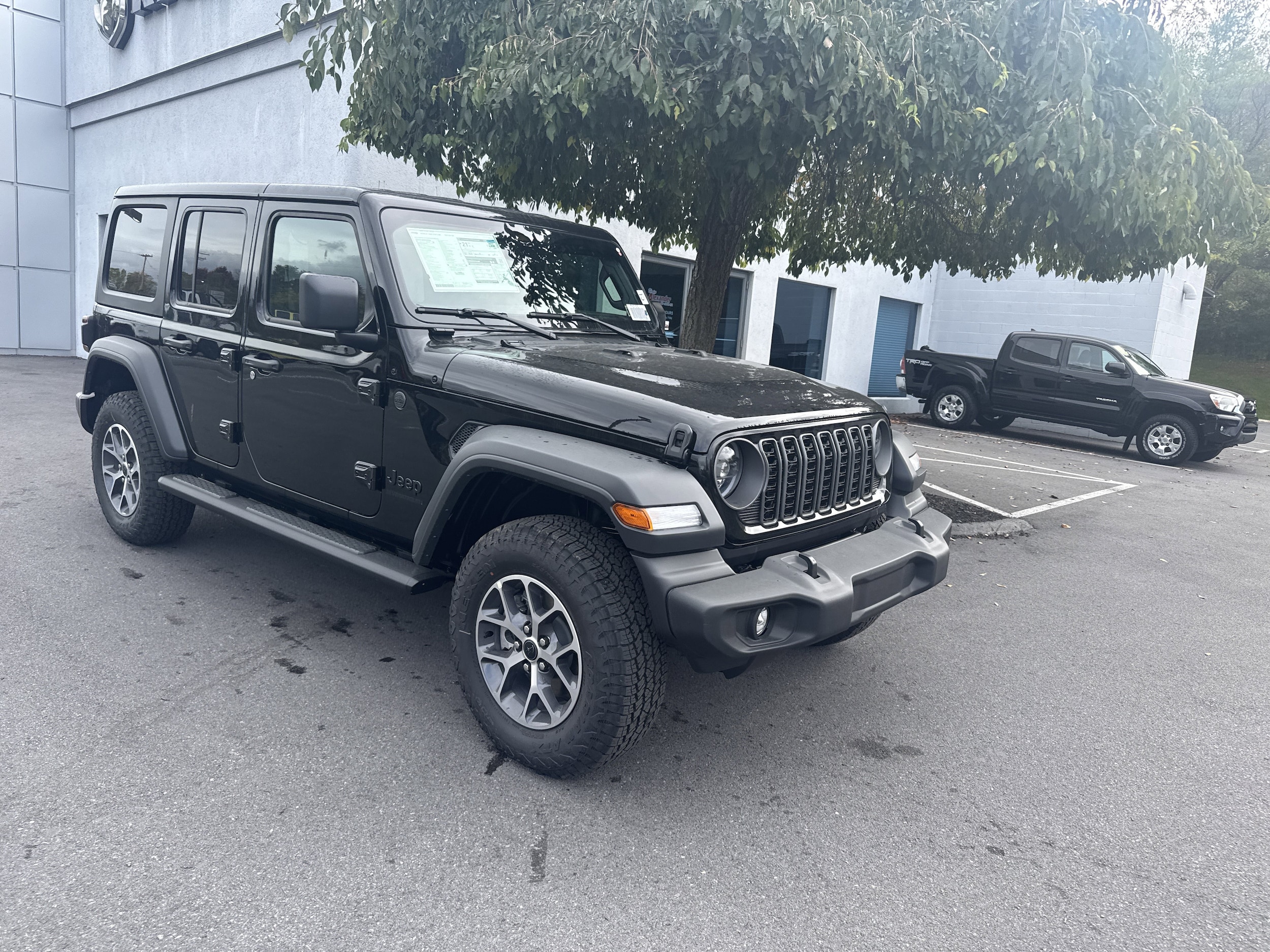 2026 Jeep Wrangler 4-Door Sport S's photo