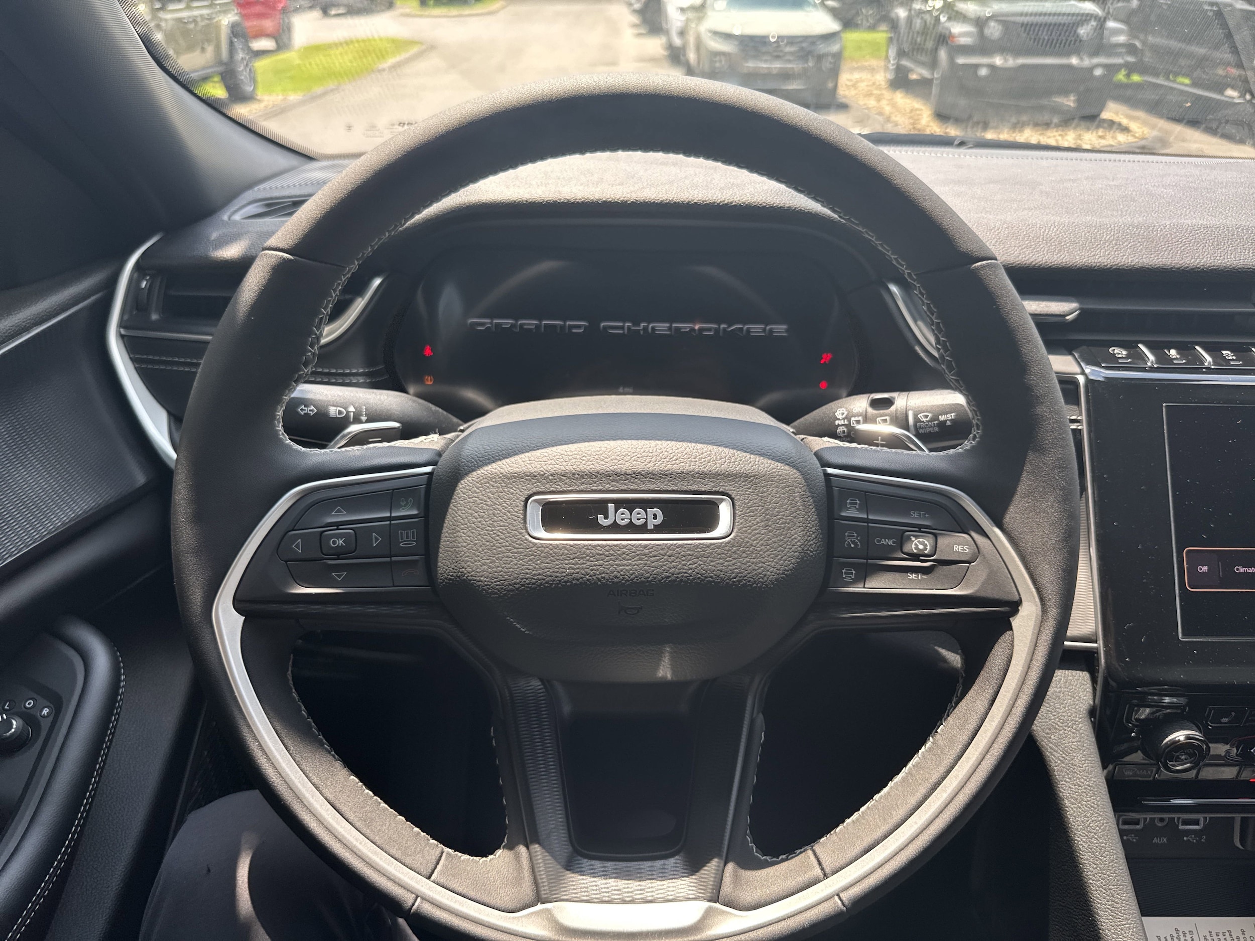 2025 Jeep Grand Cherokee L Altitude - Photo 18