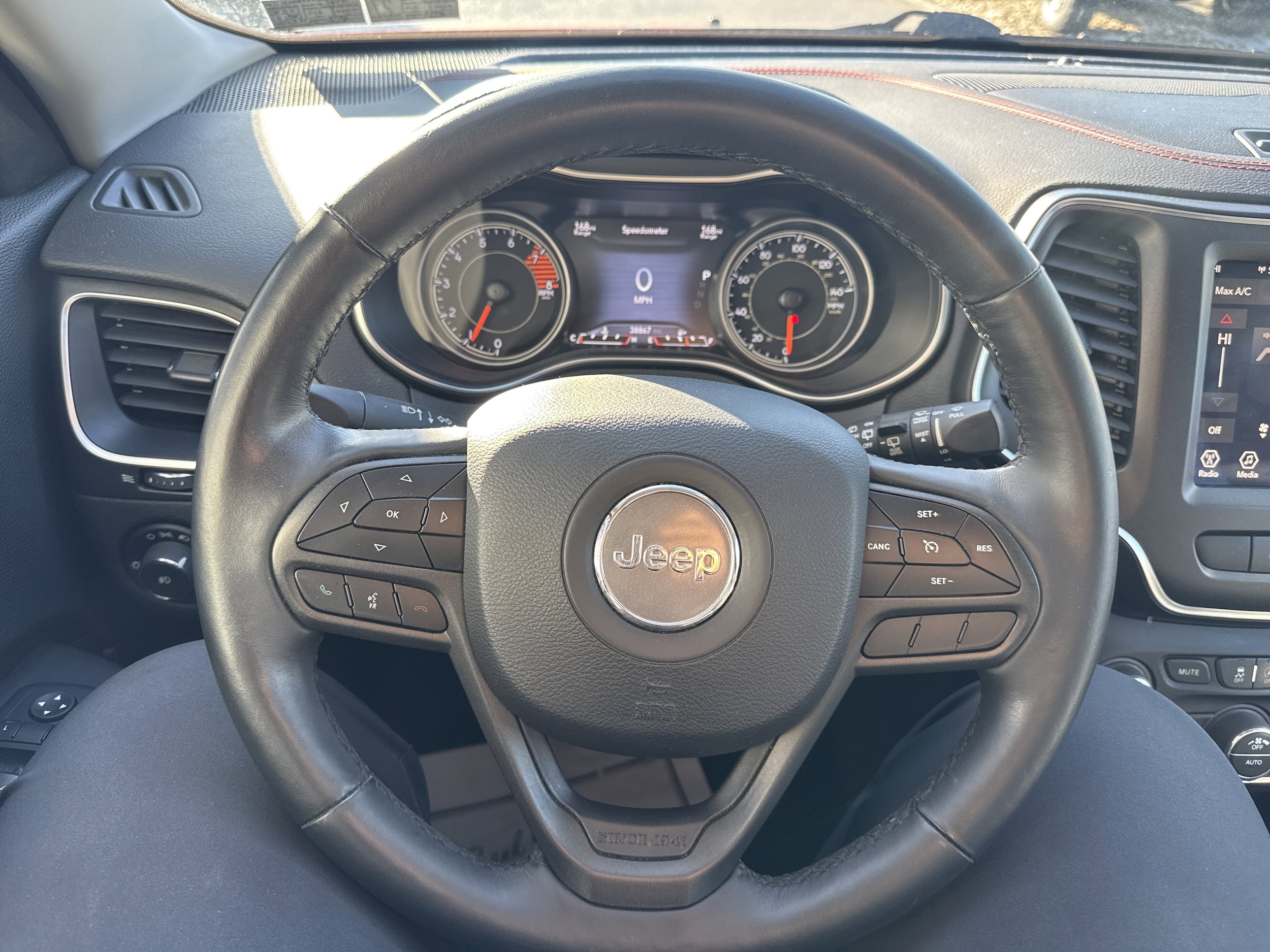 2019 Jeep Cherokee Trailhawk's photo