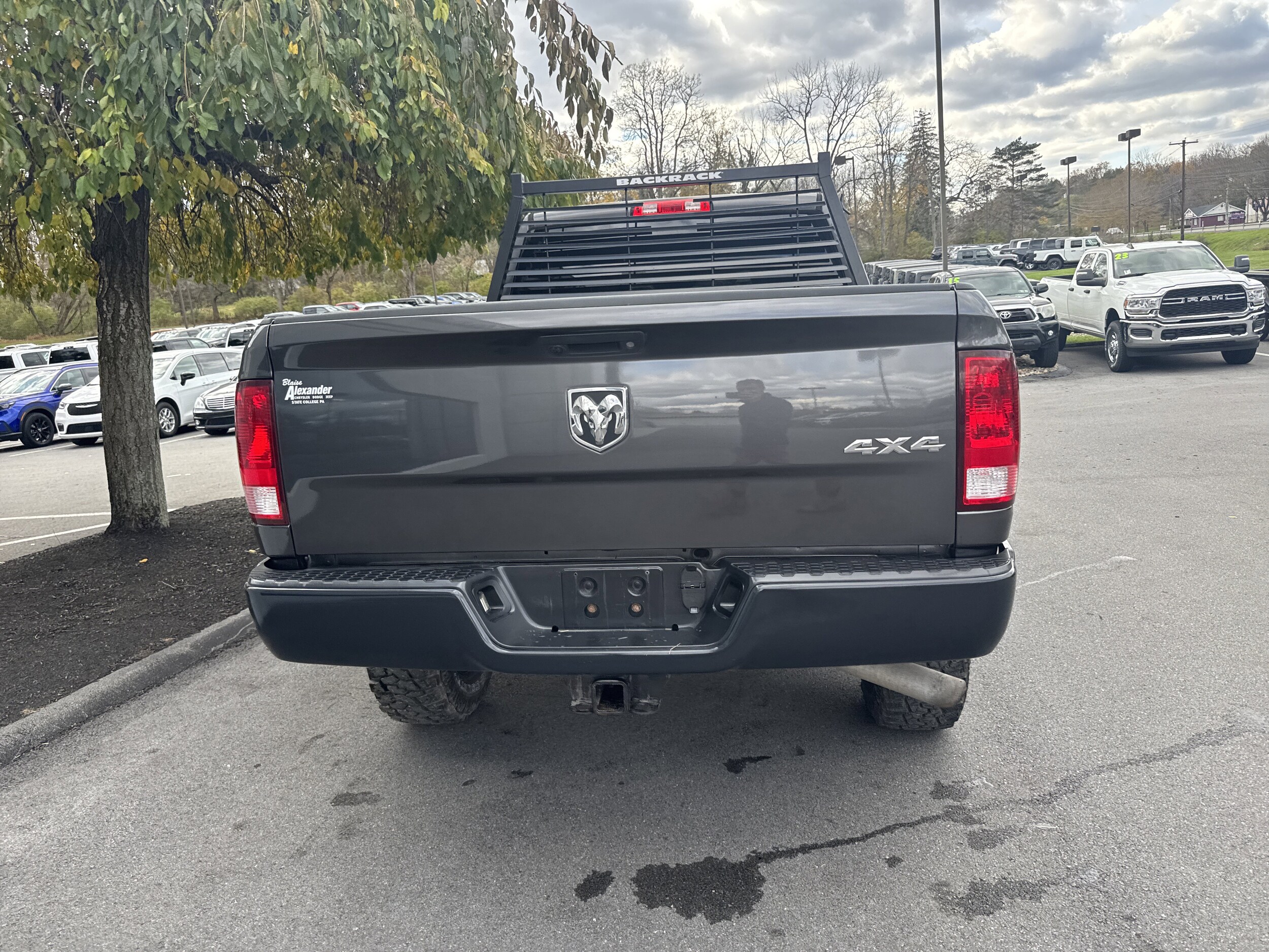 2018 Ram 2500 Tradesman photo 3