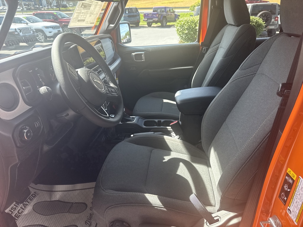 New 2026 Jeep Wrangler 4-DOOR SPORT S Sport Utility