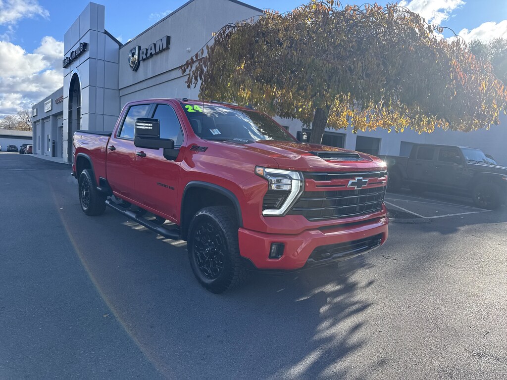 Used 2024 Chevrolet Silverado 2500 HD LT Truck Crew Cab