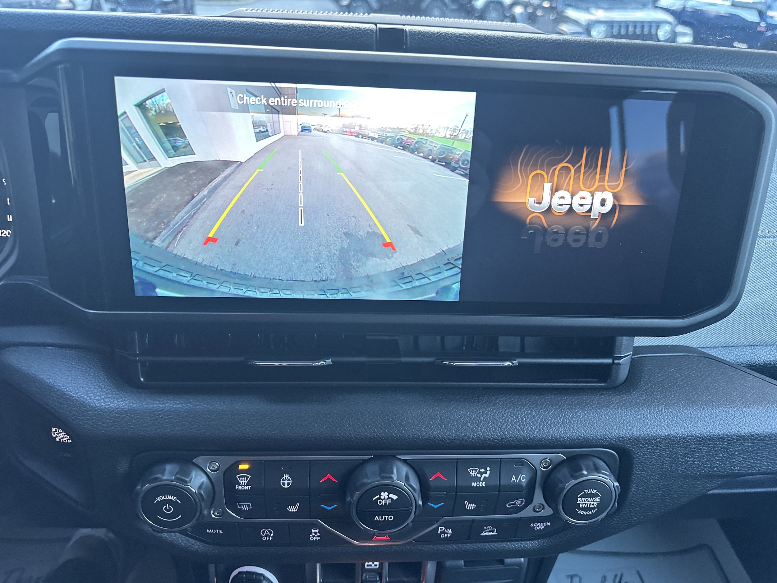 2026 Jeep Wrangler 4-Door Willys - Photo 26