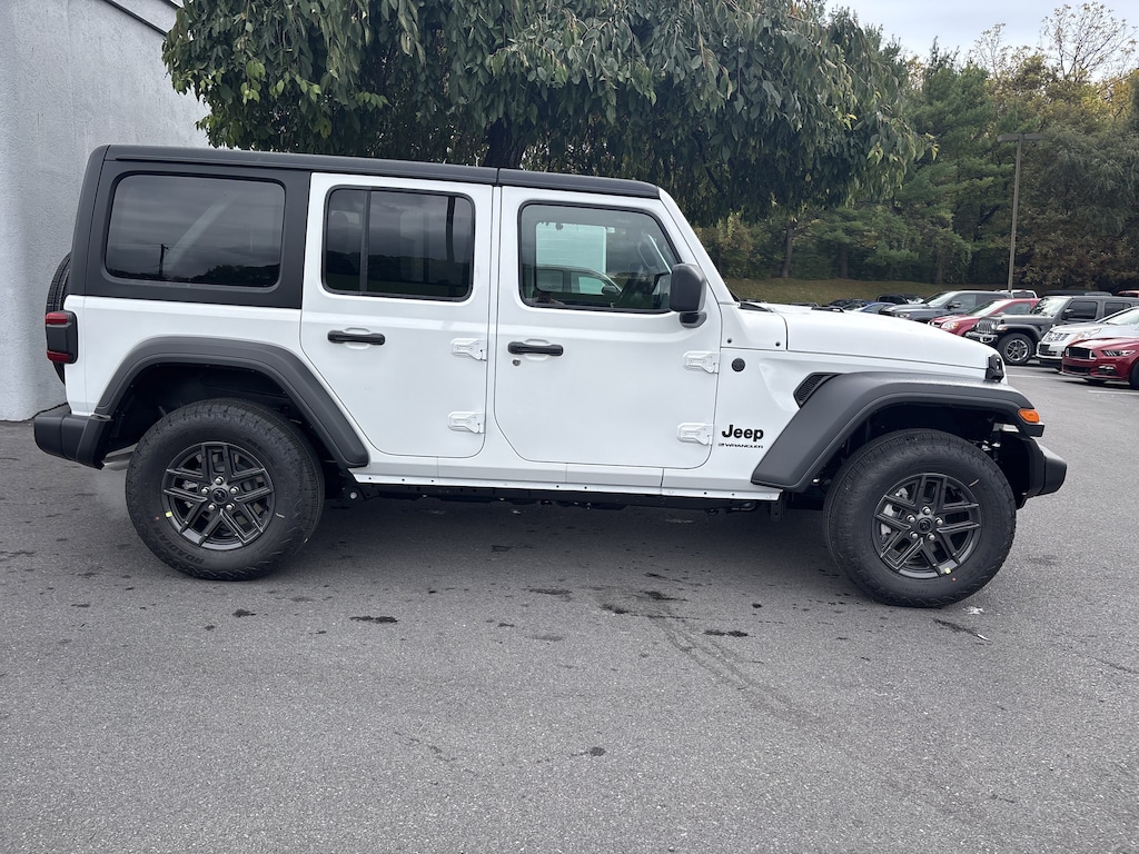 New 2026 Jeep Wrangler 4-DOOR SPORT S Sport Utility