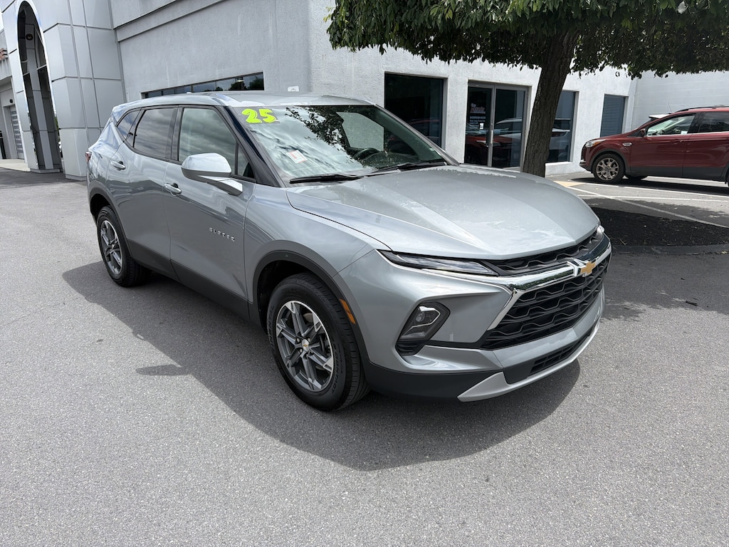 Used 2025 Chevrolet Blazer LT w/2LT SUV