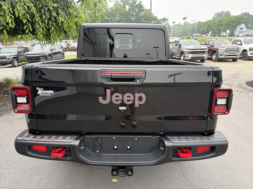 Used 2026 Jeep Gladiator Rubicon Truck Crew Cab