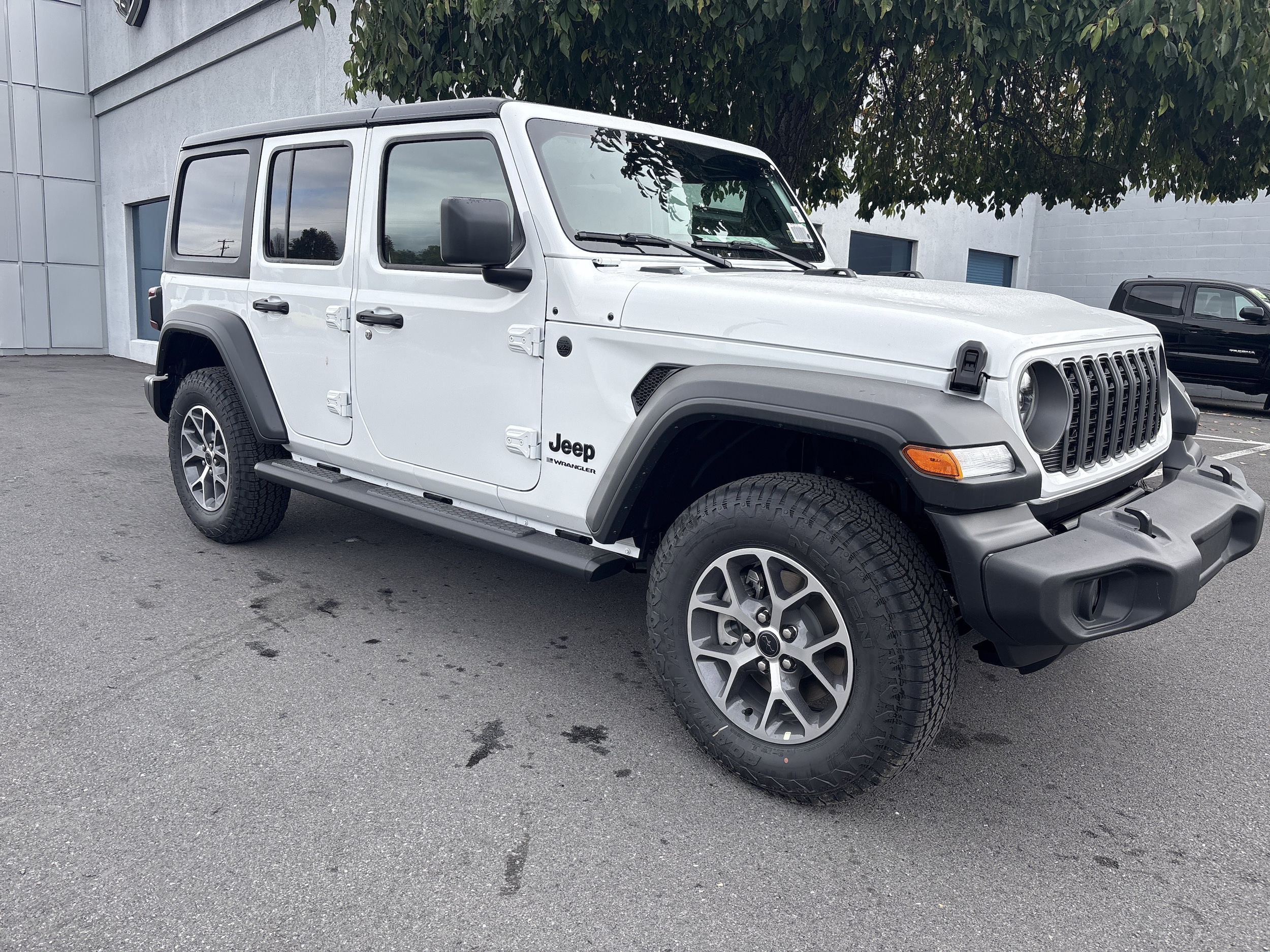 2026 Jeep Wrangler 4-Door Sport S's photo